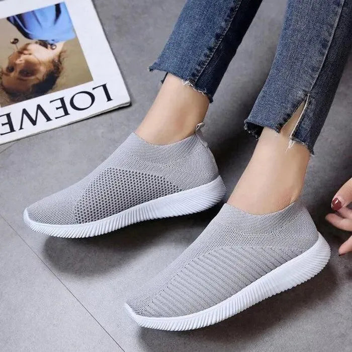 Zapatillas Femeninas Ortopédicas | Confort y Ligereza