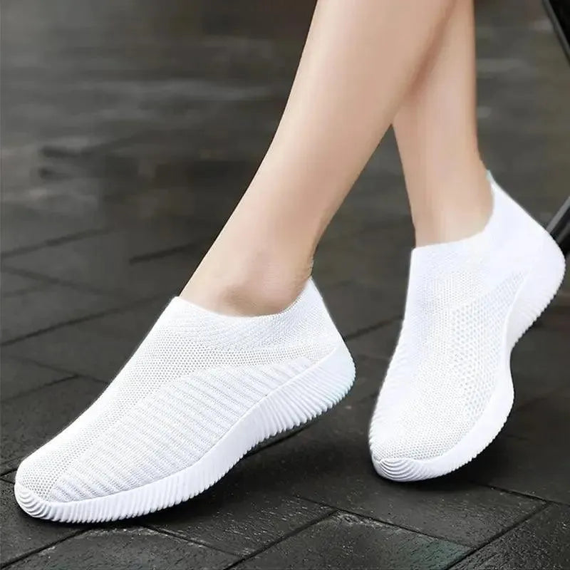 Zapatillas Femeninas Ortopédicas | Confort y Ligereza