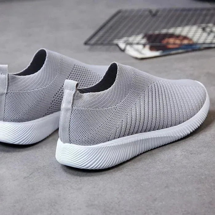 Zapatillas Femeninas Ortopédicas | Confort y Ligereza