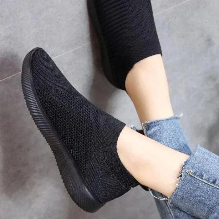 Zapatillas Femeninas Ortopédicas | Confort y Ligereza